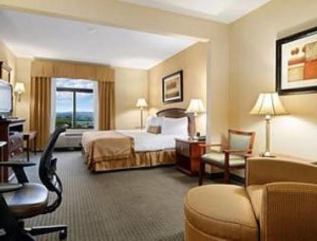 Holiday Inn Cleveland By Ihg Exterior foto